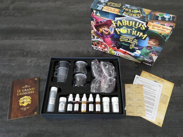 Fabulus Potium - la Recharge - jeu scientifique - créer tes potions avec  les ingrédients les plus rares - A jouer en famille ou entre amis - Dès 8  ans : : Jouets